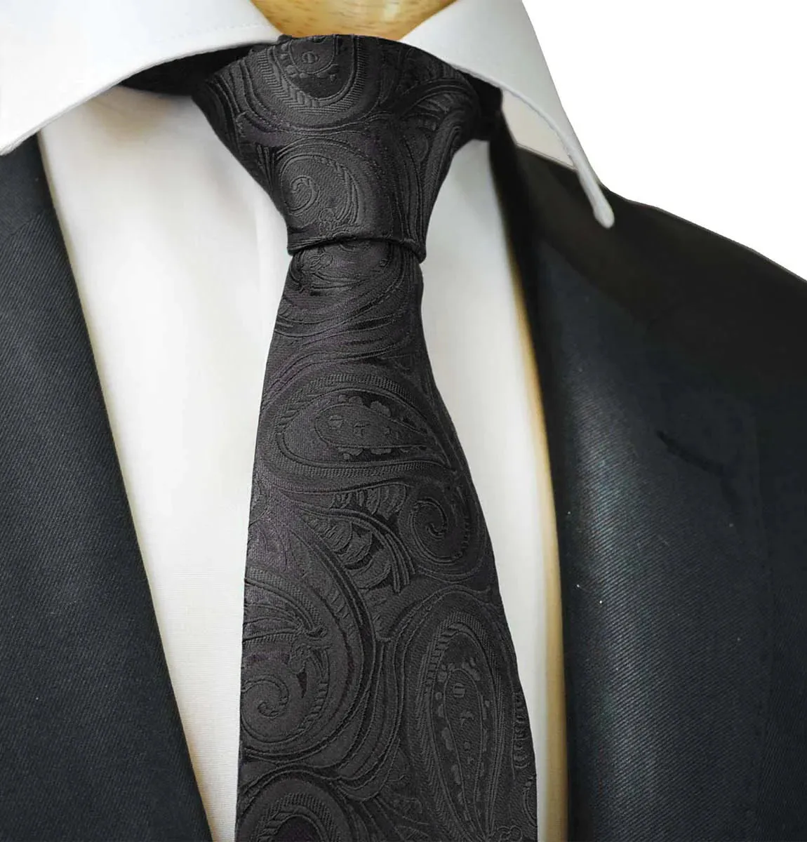 Classic Black Paisley Necktie for Men