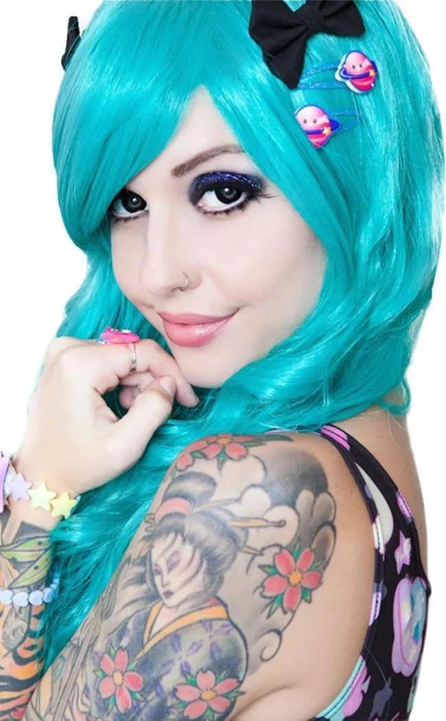 Classic Wavy Long Teal Wig