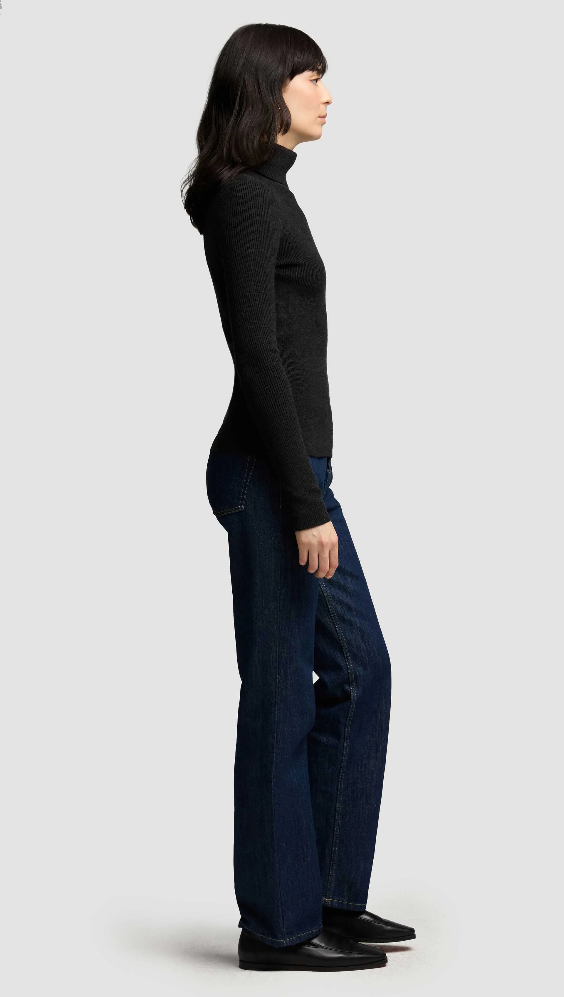 Knit Turtleneck in Stretch Wool | Black