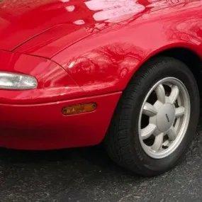 Miata (SU) Classic Red Aerosol Paint