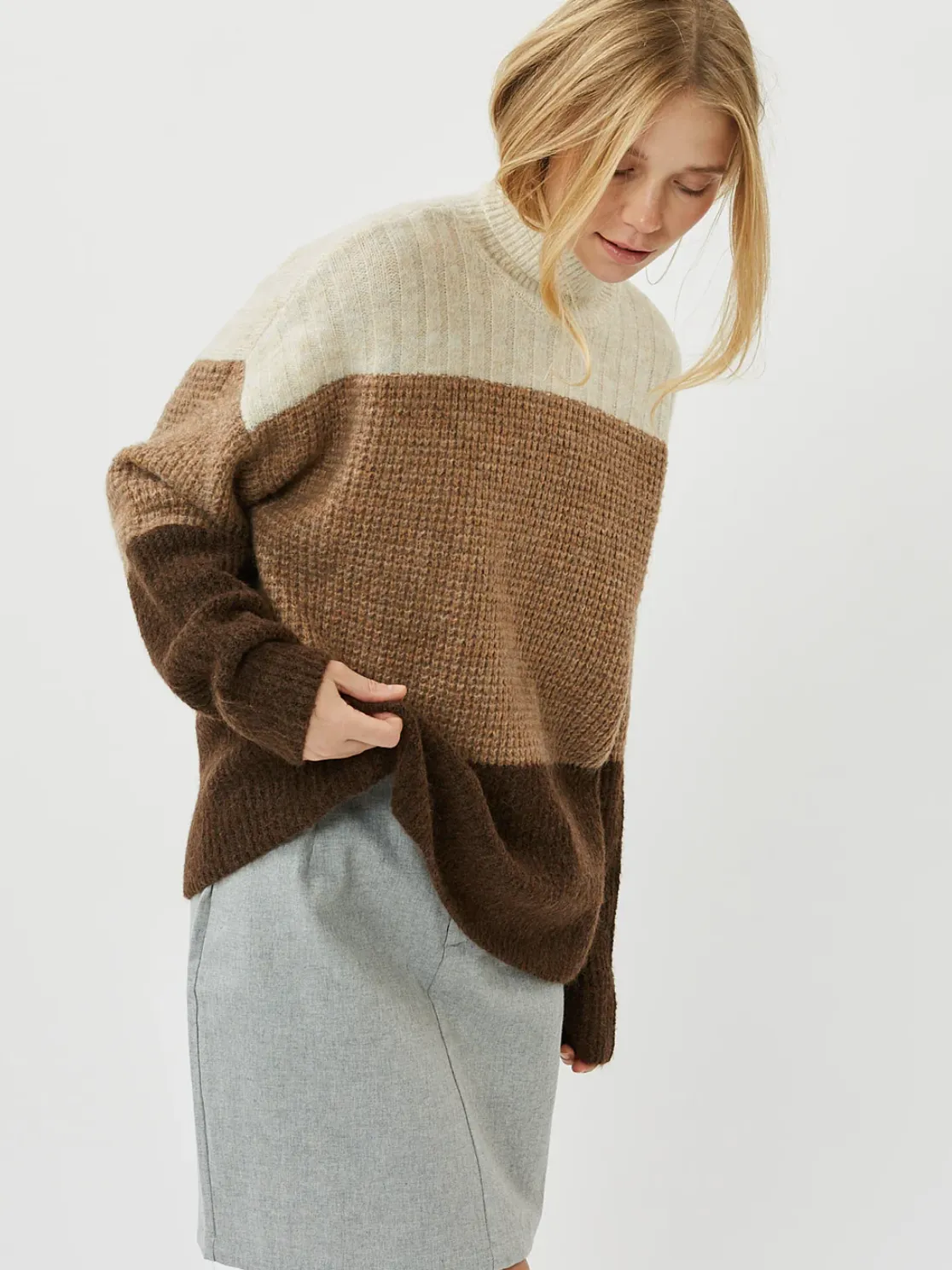 The Caline Sweater by Minimum - Nomad