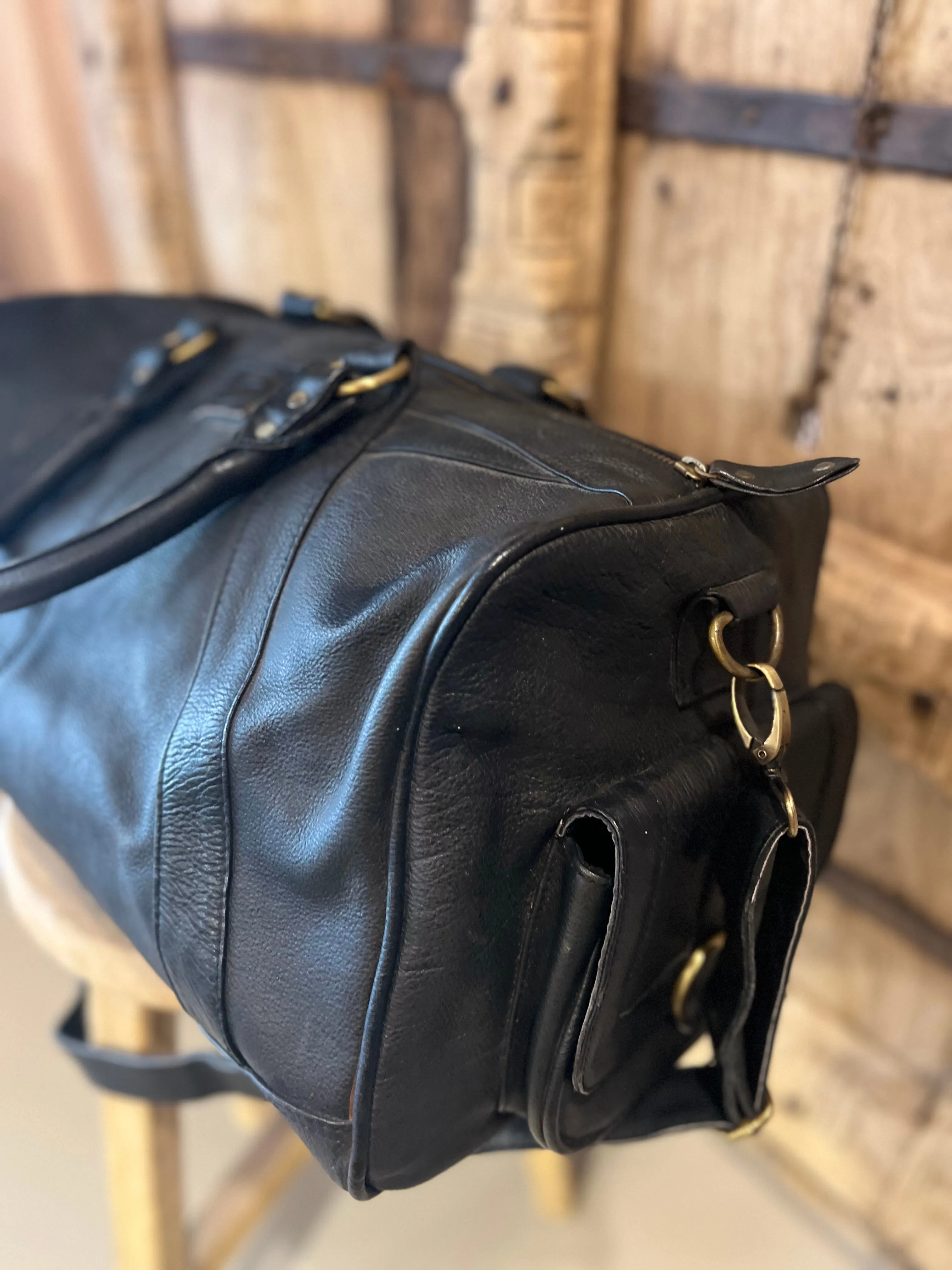 THOMAS DUFFLE BAG, BLACK LEATHER