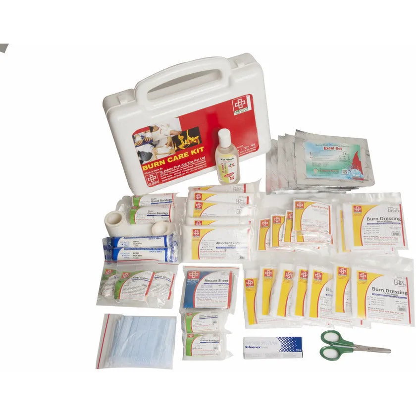 Workplace First Aid Kit Large - Plastic Box Wall Mounted - 69 Components - SJF P1 - St Johns First Aid Kit